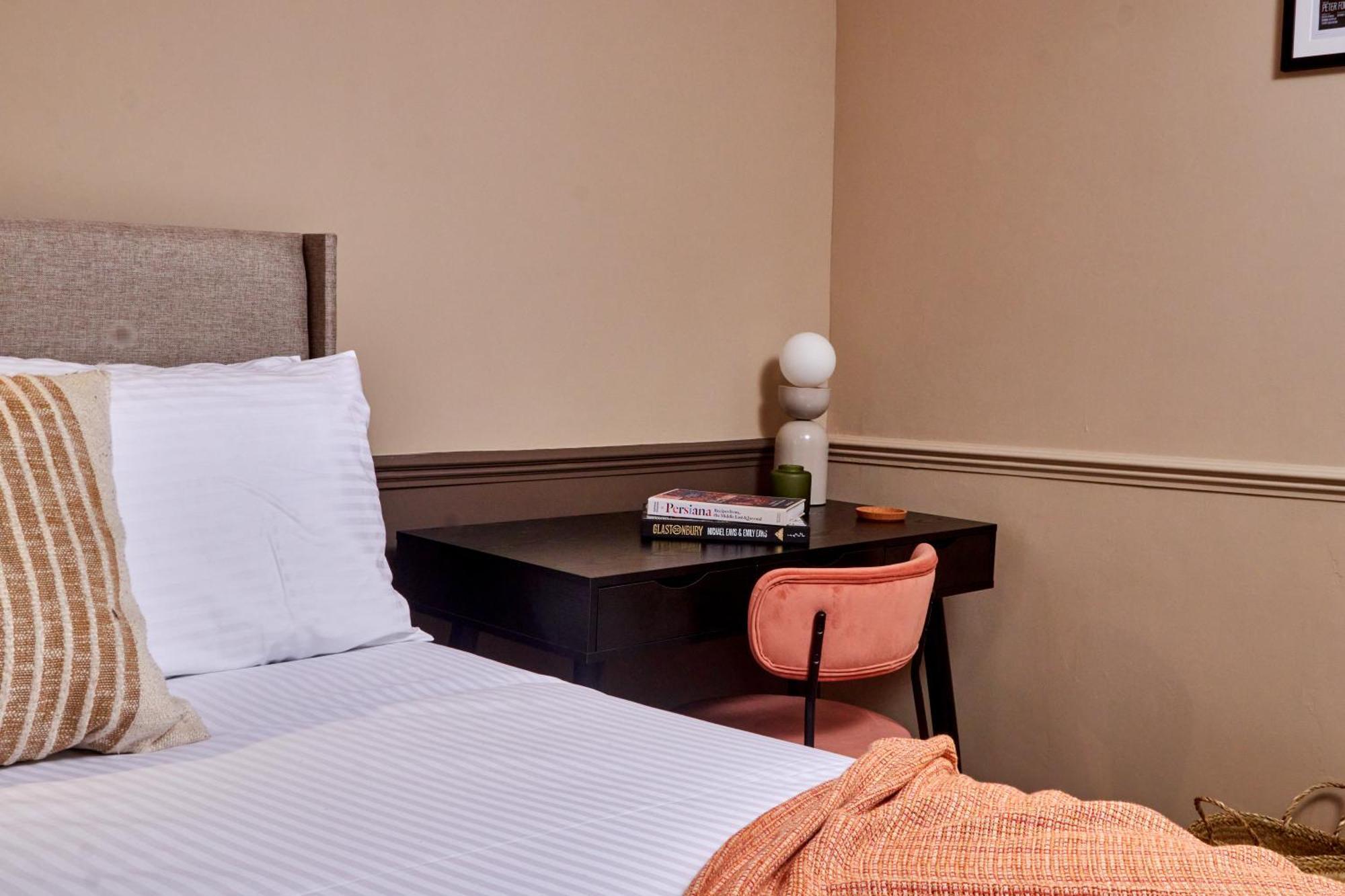 Settle In Winchester - Stylish Self Check-In Rooms Екстериор снимка